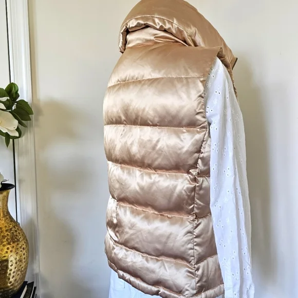 Women’s Talbots Duck Down Feather Vest Gold In Color Zip Up ,Pockets, Medium - Picture 3 of 13